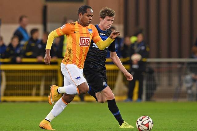 莱昂纳德超神快船险胜76人 森林狼送活塞8连败