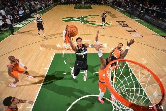 阿斯报：拜仁关注24岁哥伦比亚门将米尔